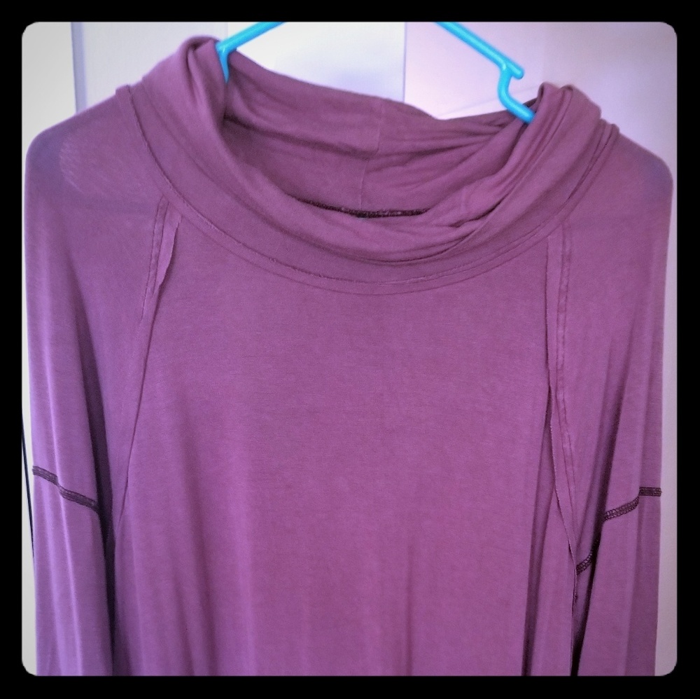 Blouse, purple/rose color blouse